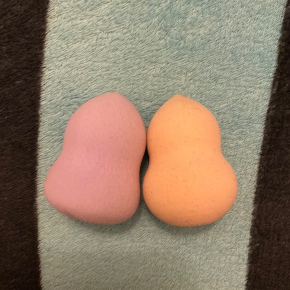 2 Makeup blender sponge - Picture 2 of 2